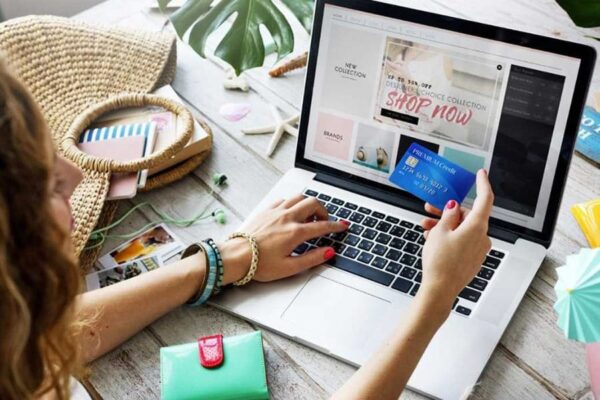 Avantajele de a cumpara din magazinele online