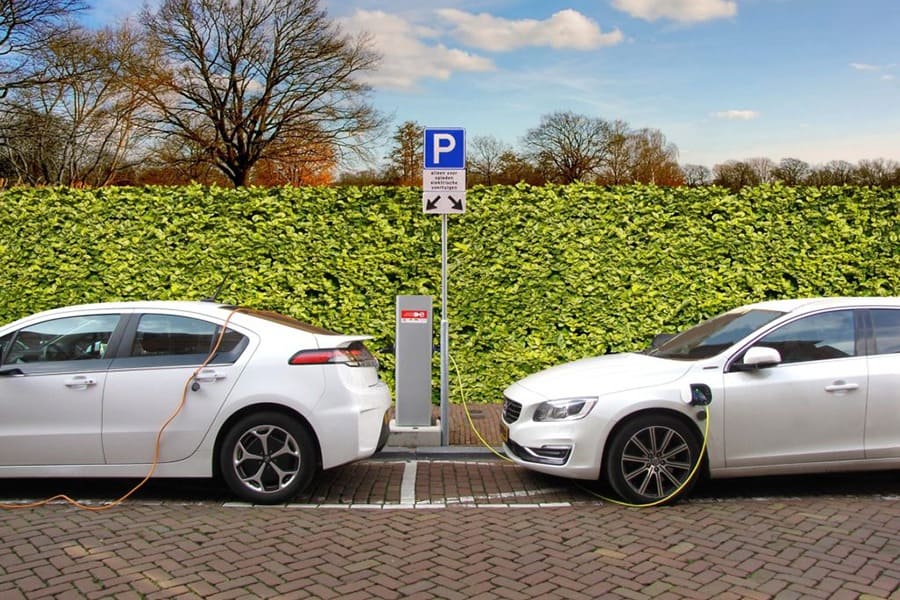 avantajele si dezavantajele masinilor electrice