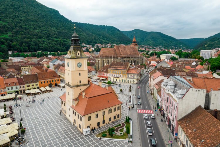 Unde găsești proprietăți istorice și contemporane de vânzare?
