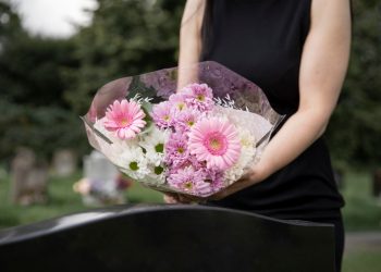 servicii funerare sector 2
