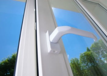 Avantajele tamplariei de PVC si aluminiu si a sticlei termopan