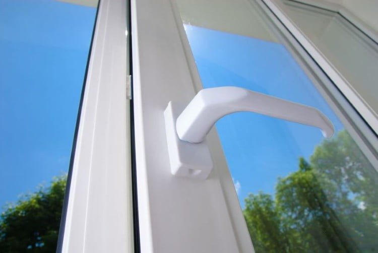 Avantajele tamplariei de PVC si aluminiu si a sticlei termopan