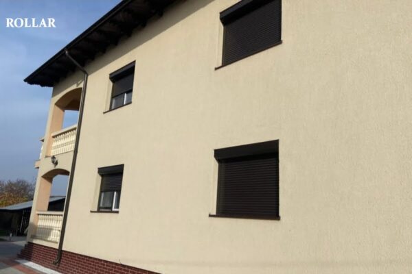 Rulouri exterioare