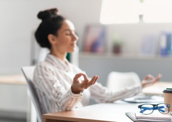 Beneficiile meditației
