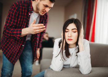 Violenţa domestică: impactul său asupra sănătății psihice și cum putem preveni consecințele negative