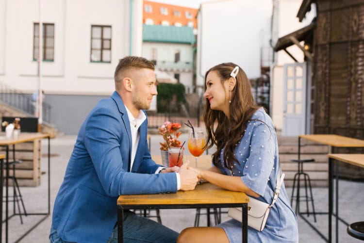 Compatibilitatea zodiilor în dragoste: ce spun astrele despre relația ta