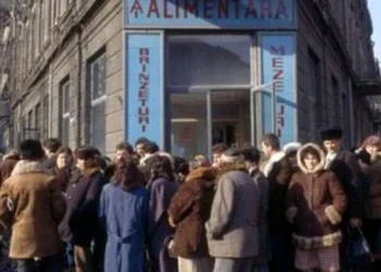 Când a fost cel mai greu de trăit în România. Trei momente negre din istoria economică recentă marcate de sărăcie, foamete, șomaj