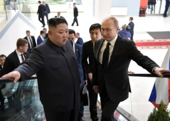 Aliații s-au pus pe Putin. Îi sechestrează navele cu petrol și armele trimise de Kim Jong-un