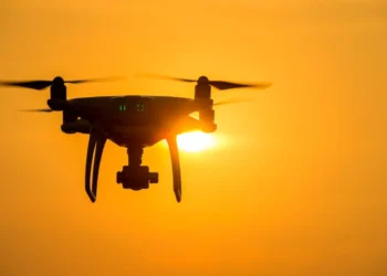 Drone misterioase deasupra bazei germane. Soldații ucraineni, surprinși în plină instruire