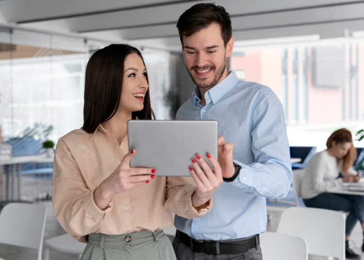 Cum iei decizii mai bune ca antreprenor la început de drum