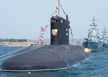 Rușii au scufundat barje la intrarea în portul Novorossiisk de teama Ucrainei. Și-au blocat Flota Mării Negre