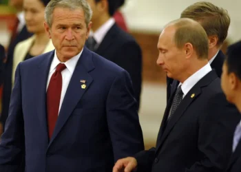 Putin voia să-l convingă pe Bush să accepte aderarea Rusiei la NATO. Amenința cu război în Ucraina din 2008