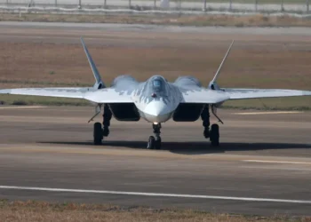 China a râs de avionul rusesc invizibil SU-57E de 100.000.000$. A refuzat să îl cumpere. Decolează greu
