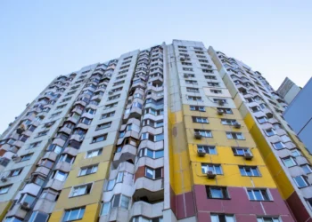 Legea asociațiilor de bloc se modifică: flexibilitate mai mare în folosirea banilor din fonduri speciale