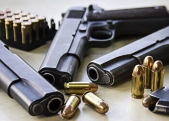 Cum fac rost de pistoale interlopii români. Detalii dintr-o anchetă DIICOT despre traficul de arme pe ruta Turcia-România