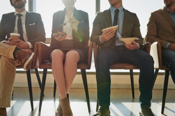 Cât durează și cât costă o recrutare