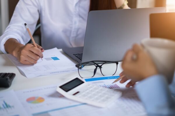 Cum obții finanțare pentru afacere: 5 căi principale și cum le evaluezi